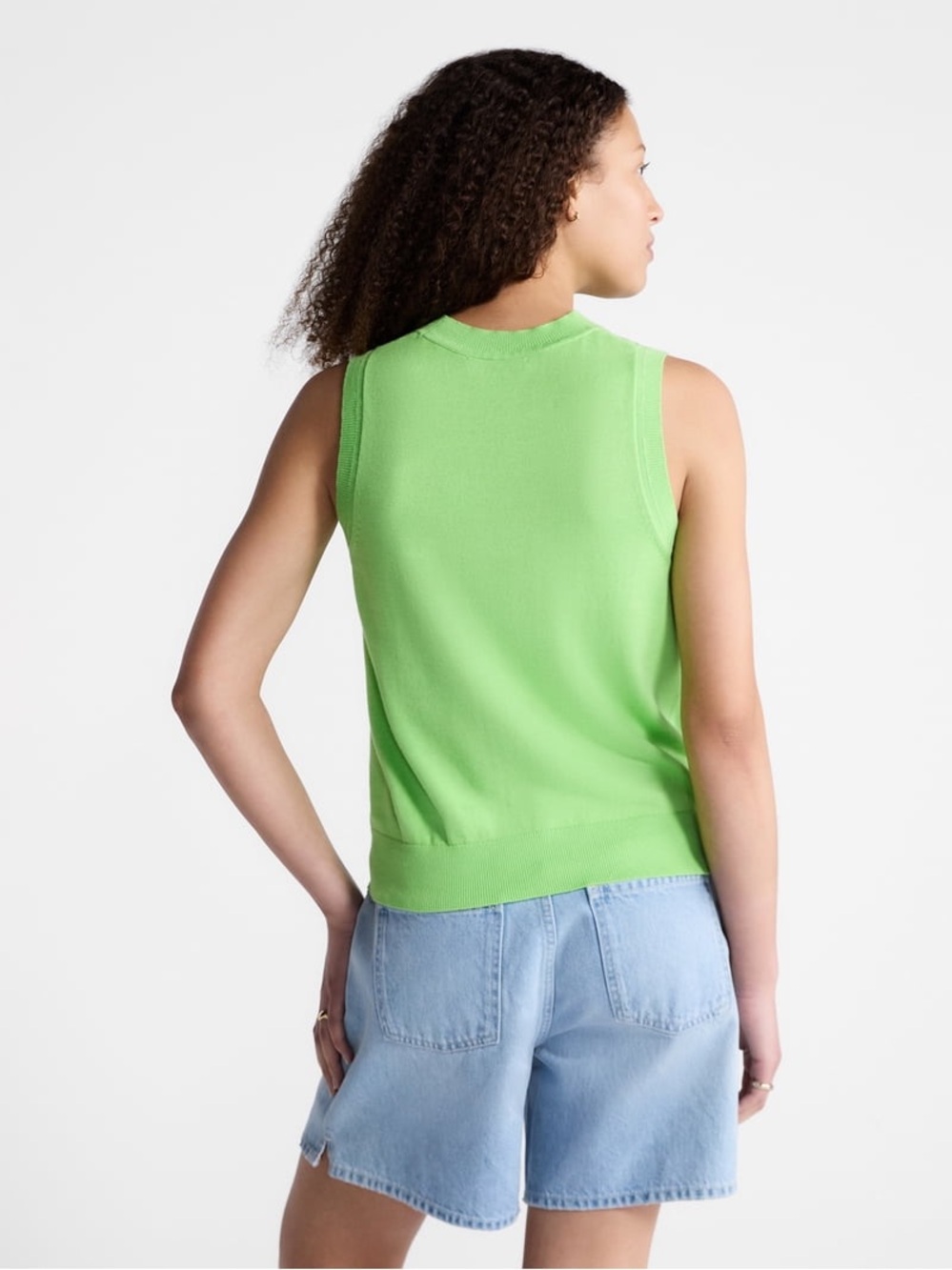 NWT Free Assembly Sleeveless Lime Green Banana Classic Shell Knit Sweater - Picture 4 of 11